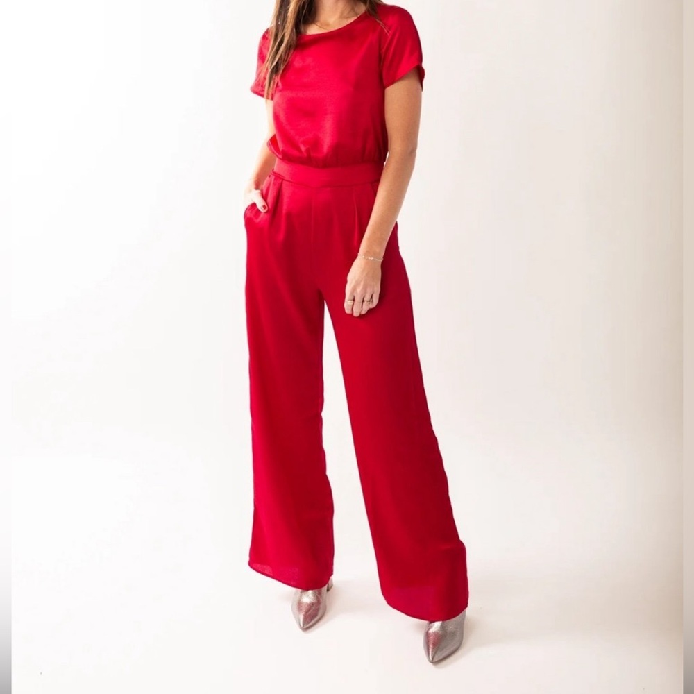 PALMS ROUND NECK SATIN JUMPSUIT